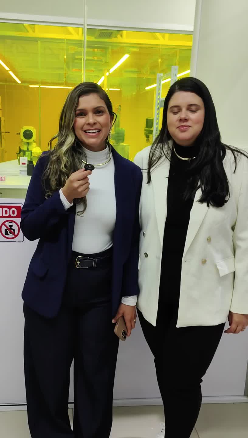 Sarah Pessoa Ferreira, Implantodontista de Macae, no A.I Print